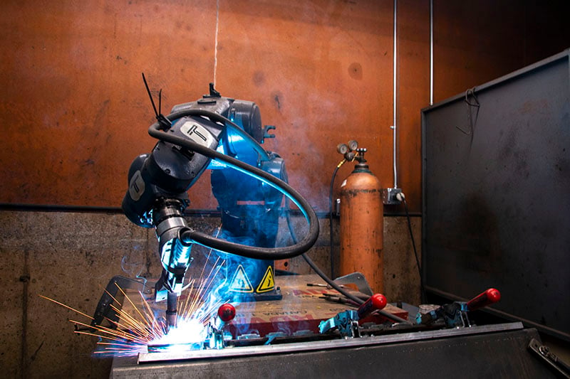 robotic-welding-tormach-za6